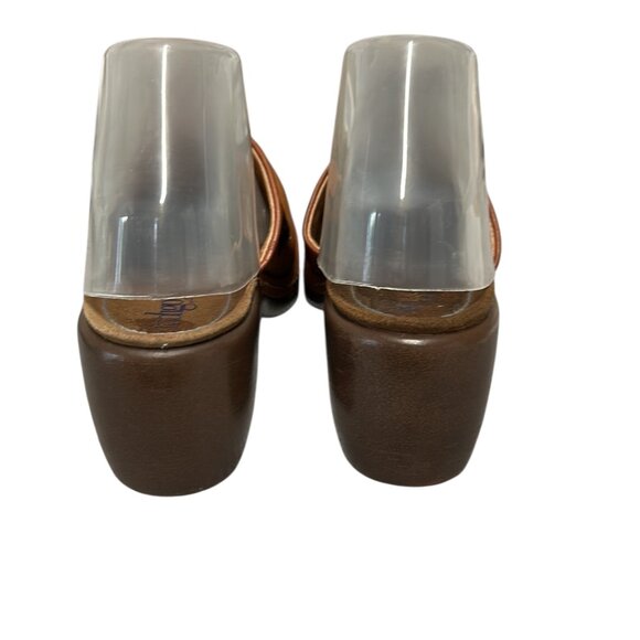 Indigo by Clarks Leather Clogs Embroidered Floral Western Mules 8 - Picture 7 of 10